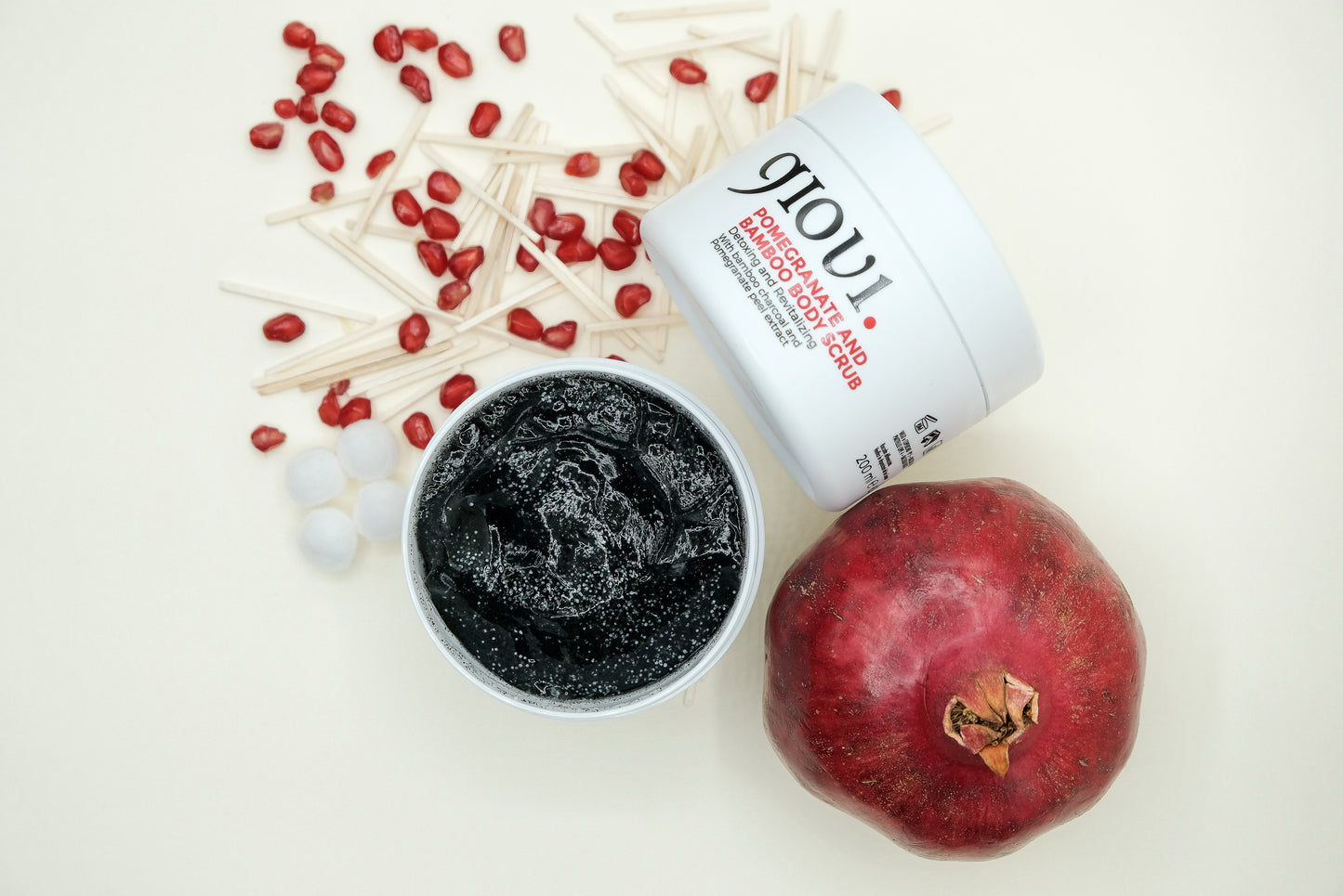 POMEGRANATE AND BAMBOO BODY SCRUB